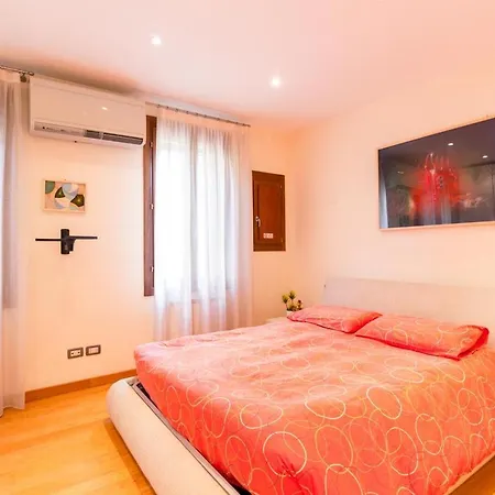 Appartamento Ca' Lunetta - 5' From St. Square *