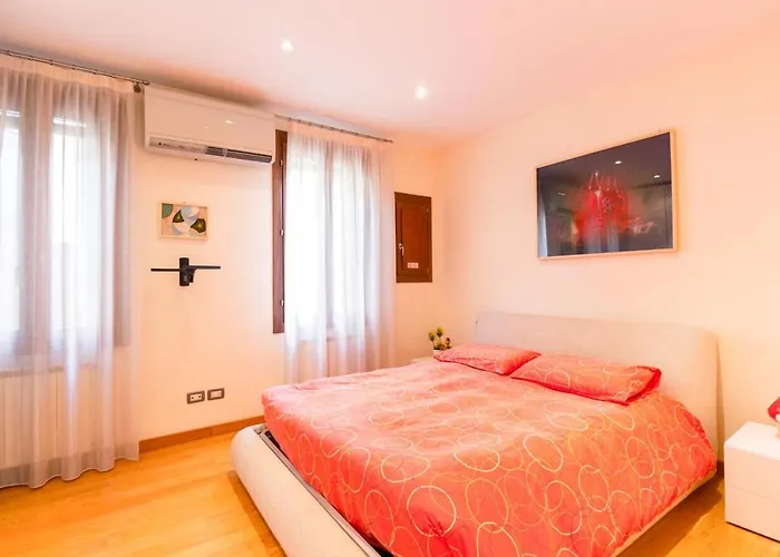 Apartment Ca' Lunetta - 5' From St. Square *