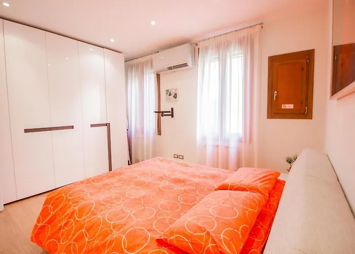 Ca' Lunetta - 5' From St. Square Apartment Venice